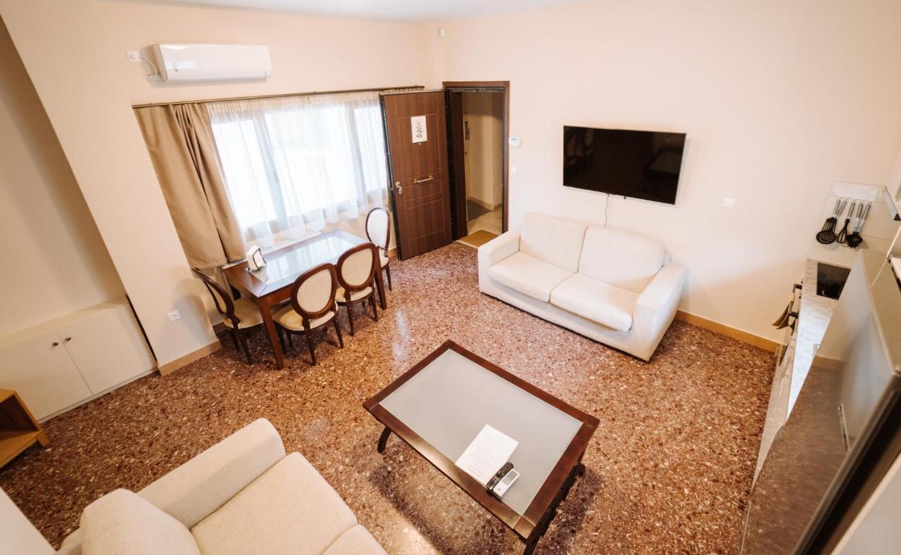 Luxury Apartment In Plaka - Acropolis Athens Exterior photo